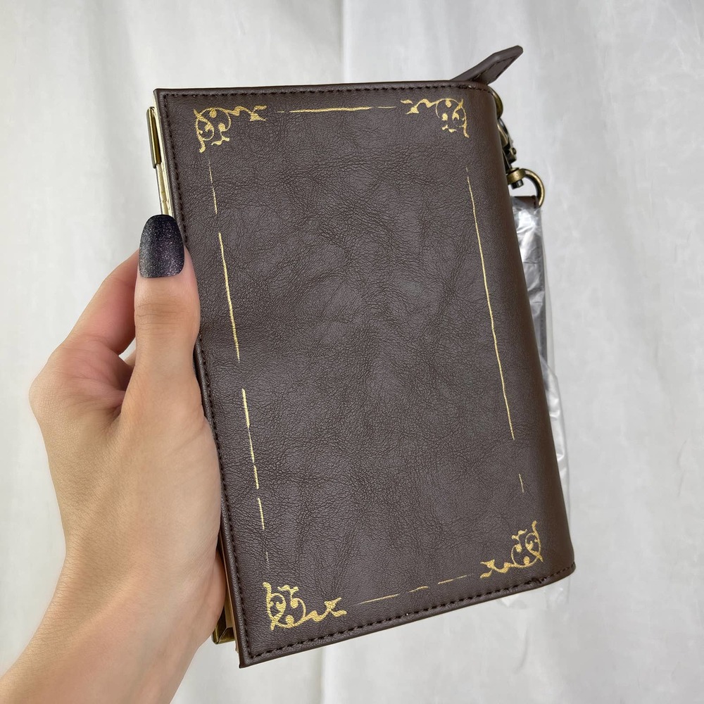 🚫SOLD🚫 NWT Think Geek Spellbook Billfold Wallet SOLD OUT Brown Faux Leather - Picture 3 of 16